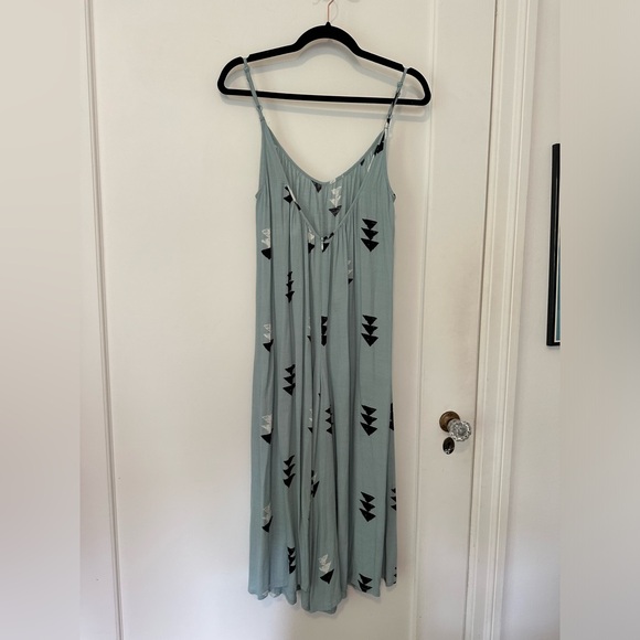 Wildfox light blue loose fit arrow print low back wide-leg jumpsuit - size S - Picture 7 of 12